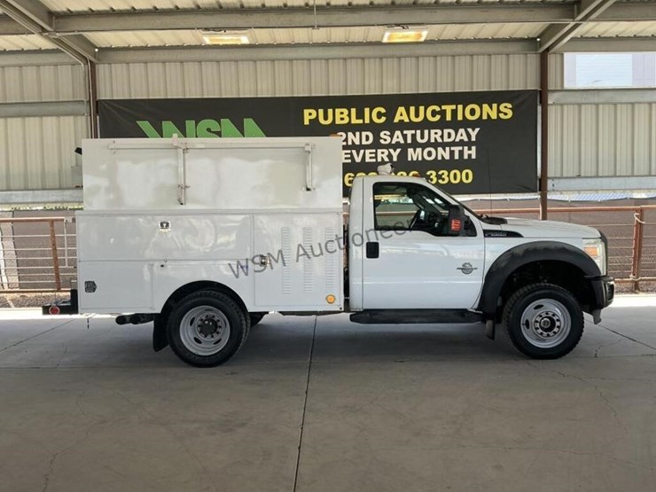 2013-ford-f550-image-1