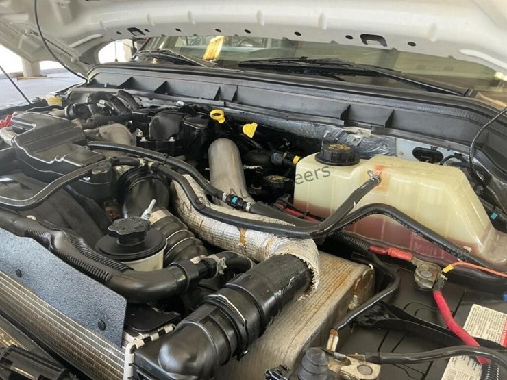 2014-ford-f350-image-13