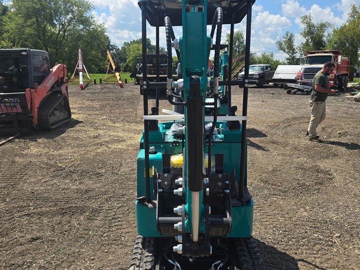 #689-•-cf-industry-h16r-mini-excavator-image-9