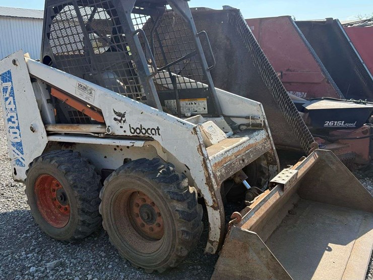 bobcat-743b-image-1