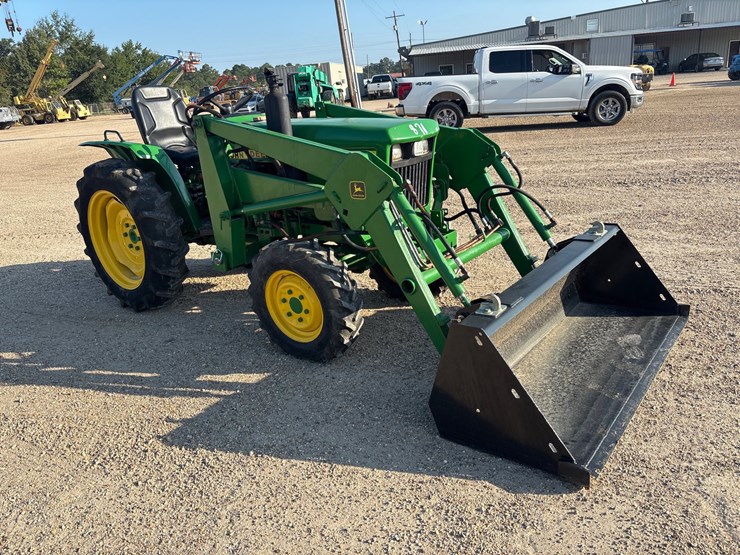 john-deere-750-image-2