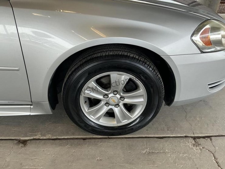 2015-chevrolet-impala-sdn-image-9