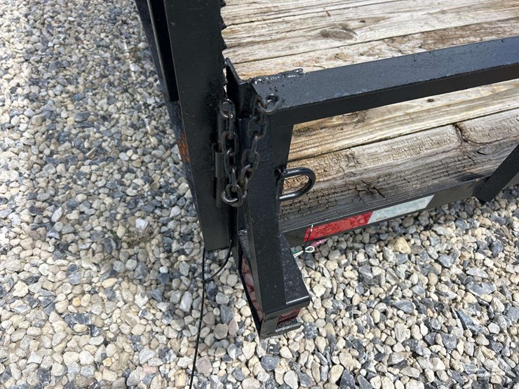 utility-flatbed-image-7