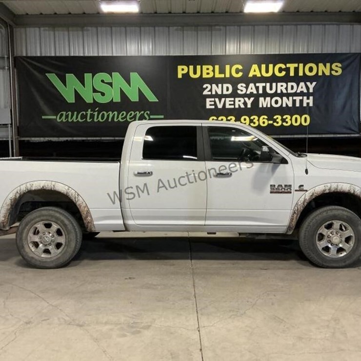 2016 DODGE 3500