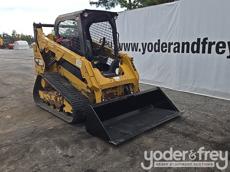 2019-caterpillar-259d3-image-7