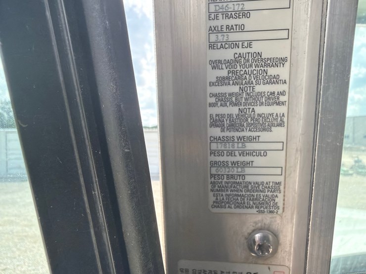 2019-kenworth-t800-image-36