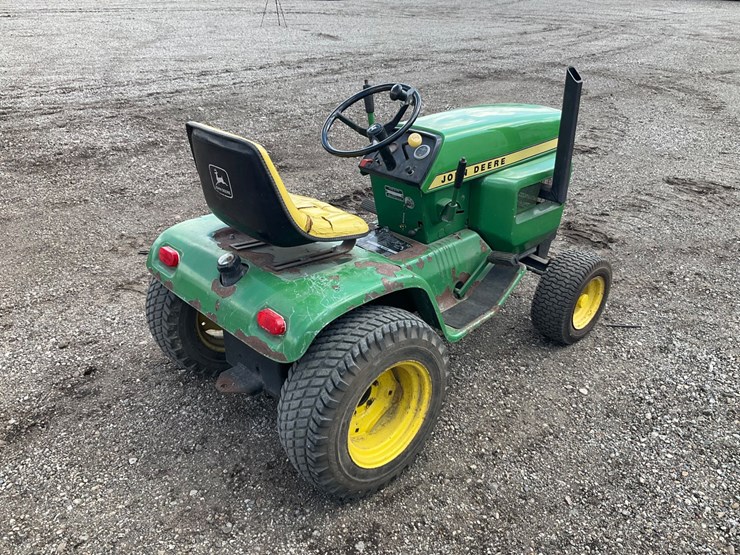 john-deere-200-image-5
