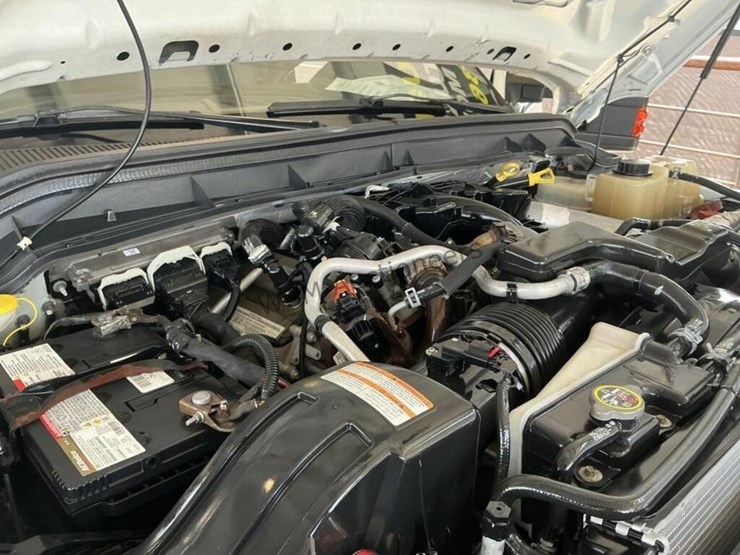 2015-ford-f550-image-19