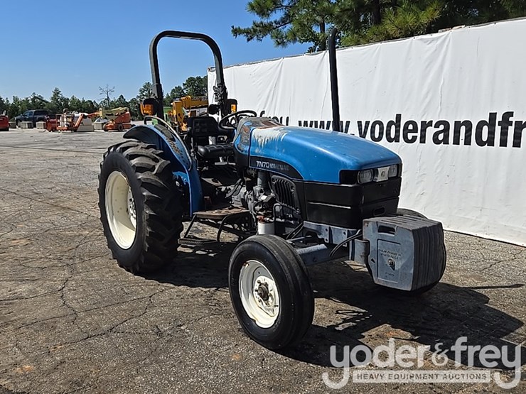 new-holland-tn70-image-7