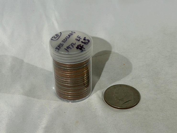 #00641-•-(20)-1972-ike-dollars-image-2