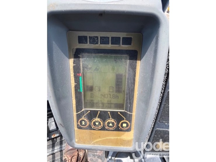 2021-deere-30g-image-9