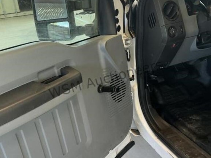 2013-ford-f250-image-25