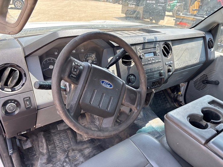 2011-ford-f250-image-7
