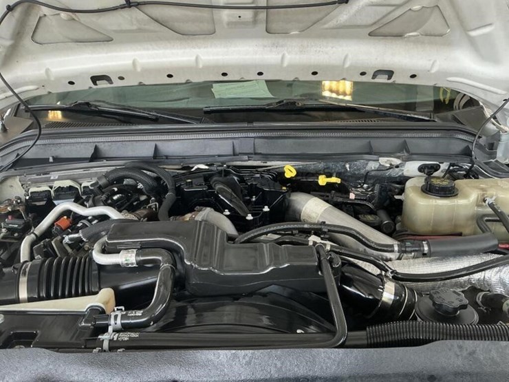 2015-ford-f550-image-13