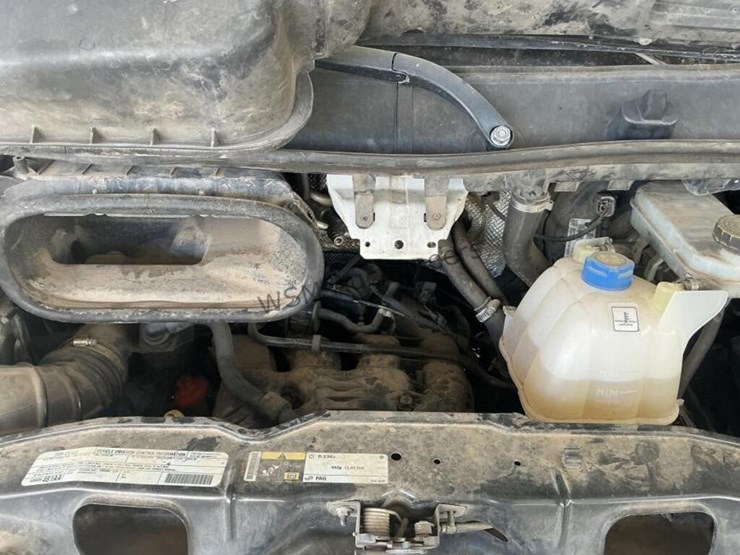 2019-dodge-3500-image-12