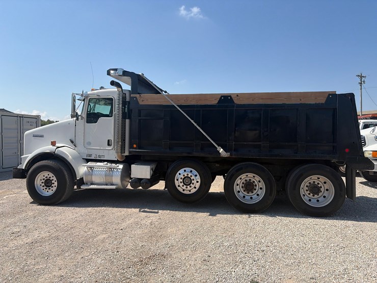 2019-kenworth-t800-image-6