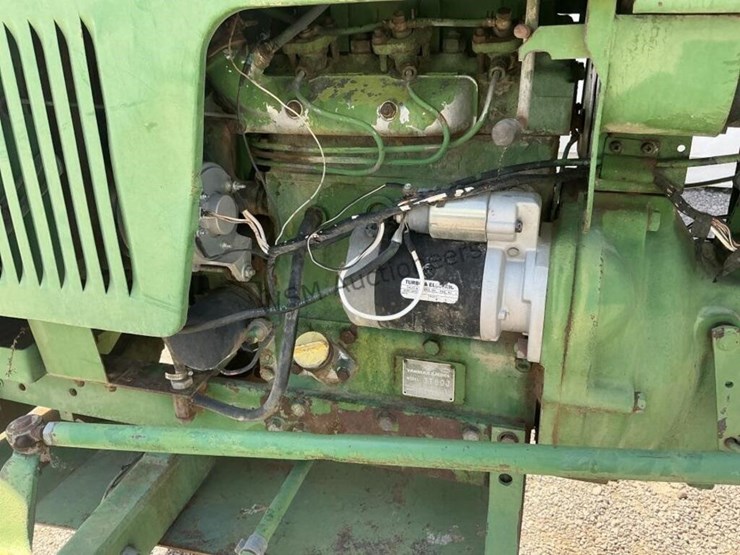 john-deere-850-image-13