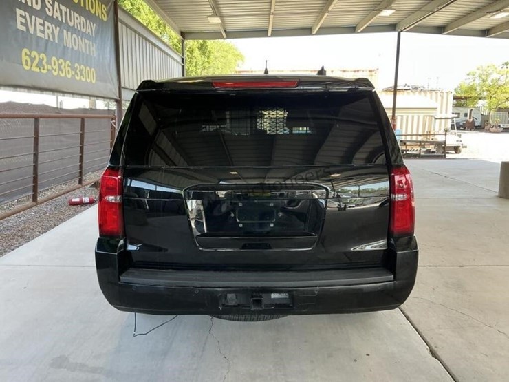 2019-chevrolet-tahoe-image-6