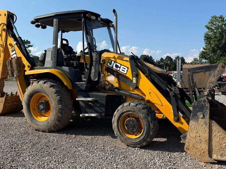 jcb-3cx-image-1