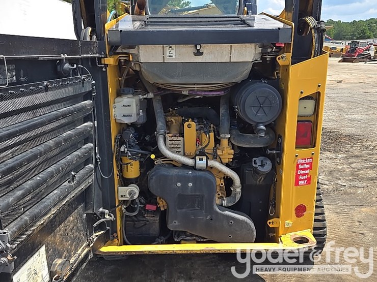 2021-caterpillar-259d3-image-21