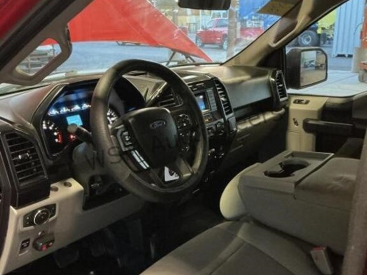 2017-ford-f150-image-22