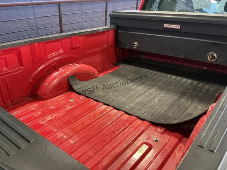 2017-ford-f150-image-9