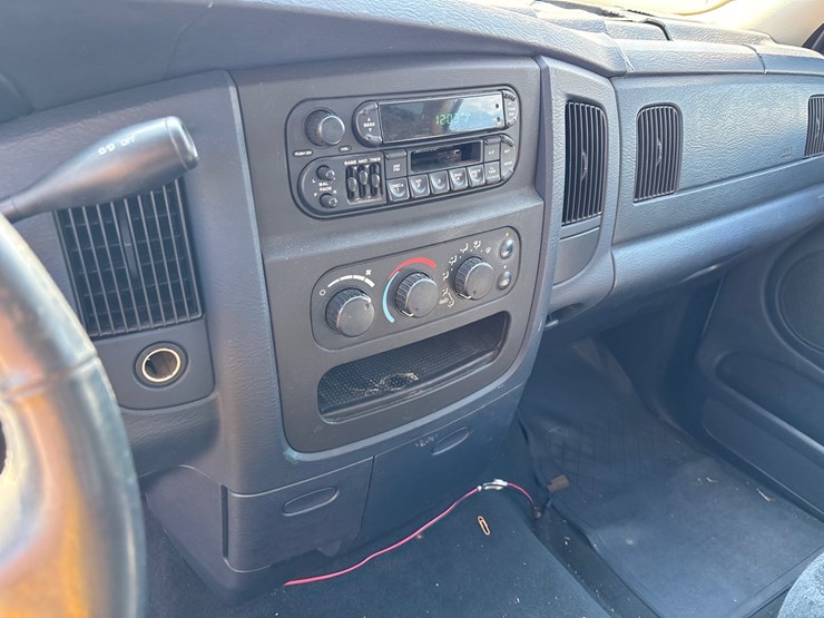 2002-dodge-ram-1500-image-8