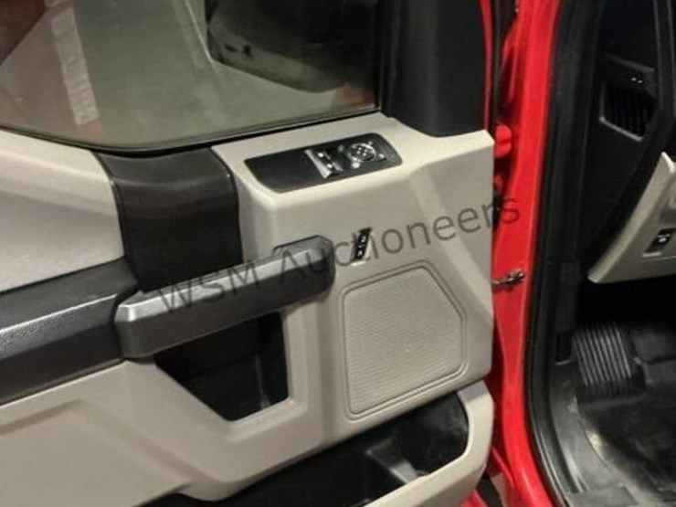 2018-ford-f150-image-23