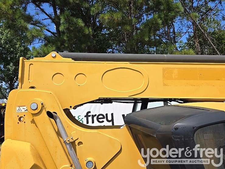 2016-caterpillar-tl943d-image-20
