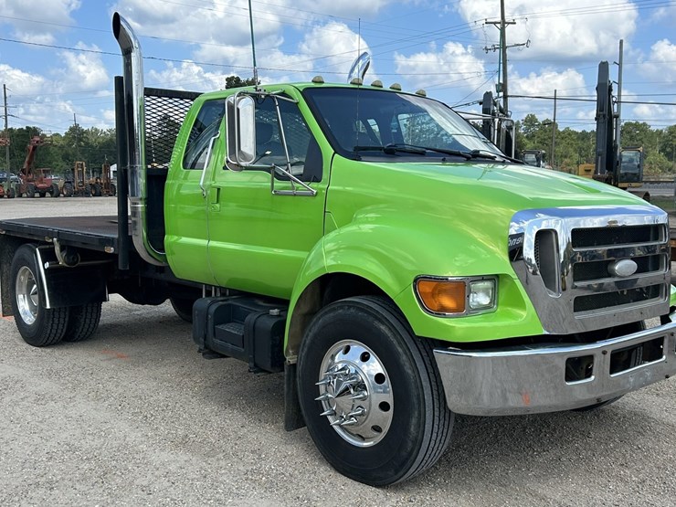 2001-ford-f650-image-7
