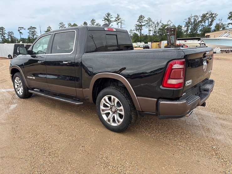 2018-dodge-ram-1500-image-4