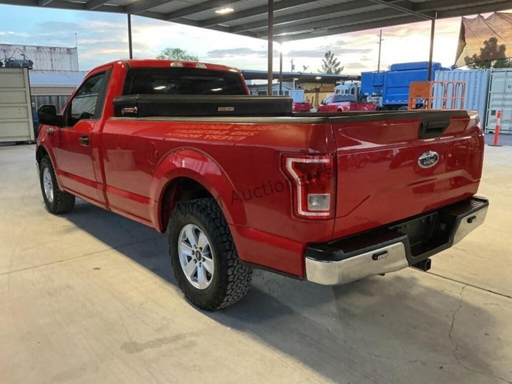 2017-ford-f150-image-5