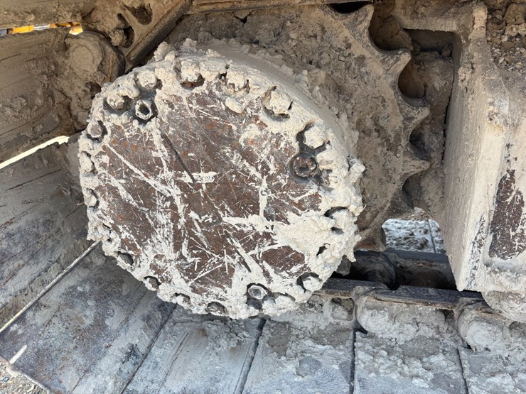 komatsu-pc220-lc-image-10