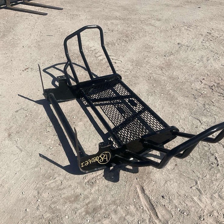 GRILL FOR SERVICE TRUCKS