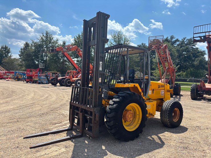 jcb-930-image-1