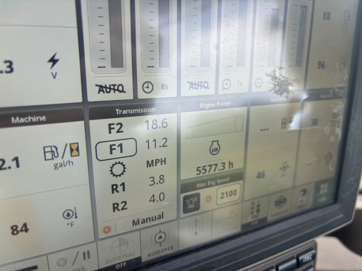 2019-john-deere-9570r-image-12