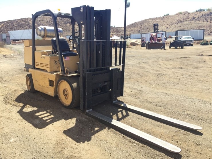 caterpillar-t150d-image-3