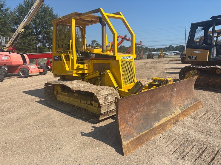 caterpillar-d4c-image-2