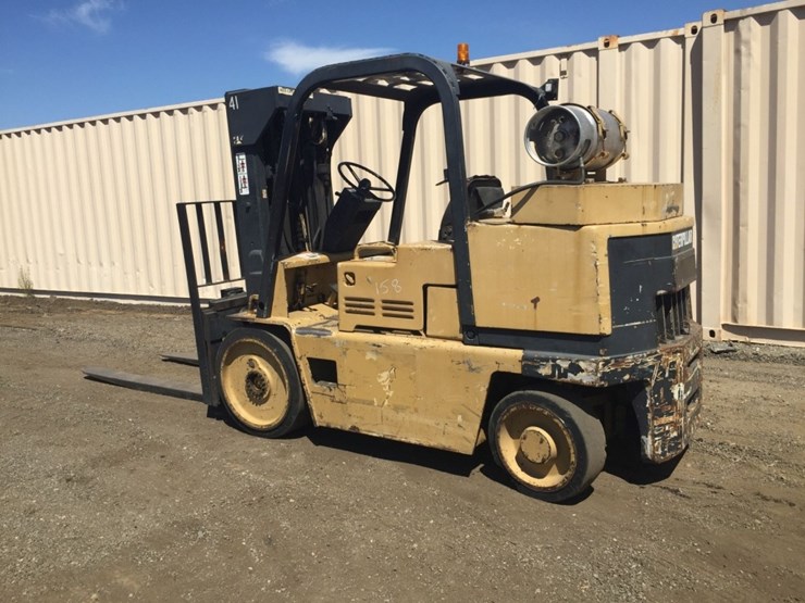 caterpillar-t150d-image-5