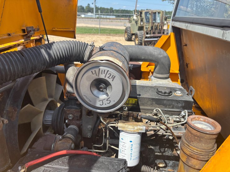 jcb-930-image-13