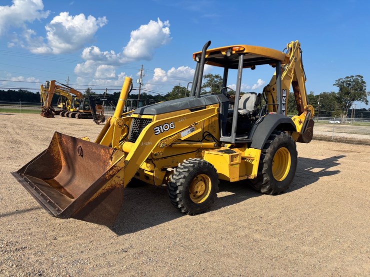 deere-310g-image-1