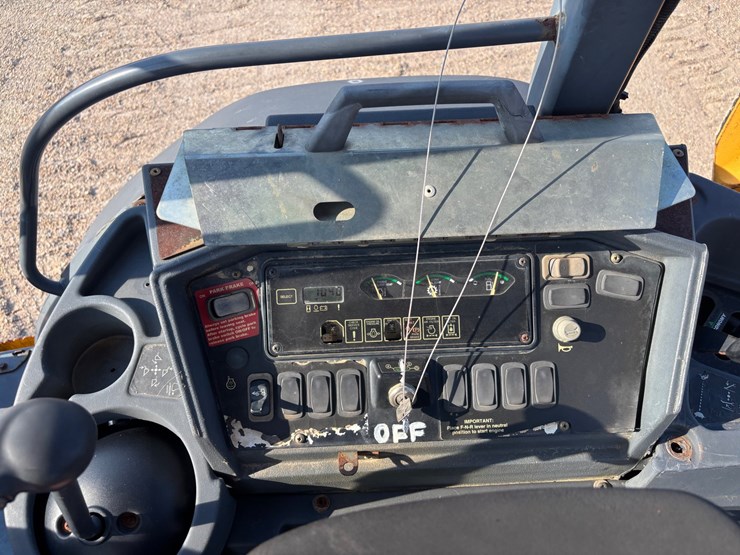 deere-310g-image-17