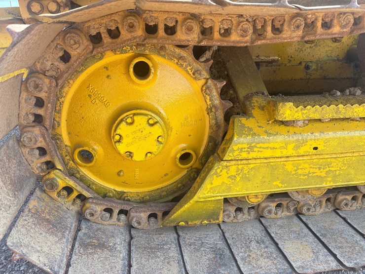 caterpillar-d4c-image-10