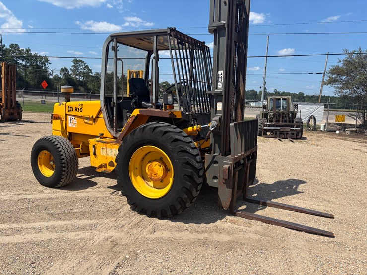 jcb-930-image-2