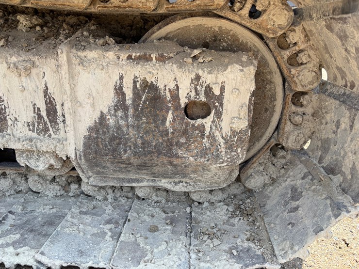 komatsu-pc220-lc-image-3