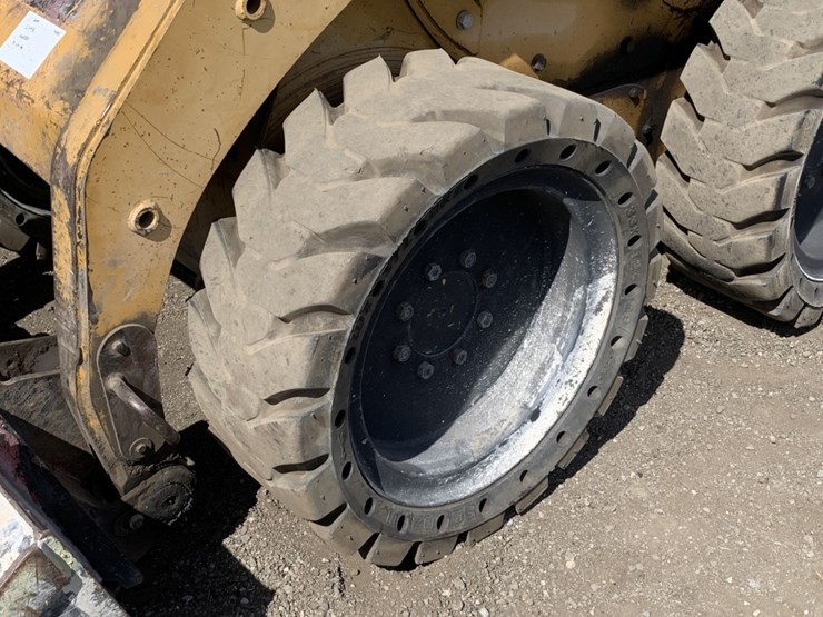 2001-caterpillar-246-image-9