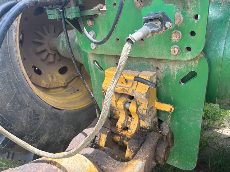 2019-john-deere-9570r-image-7