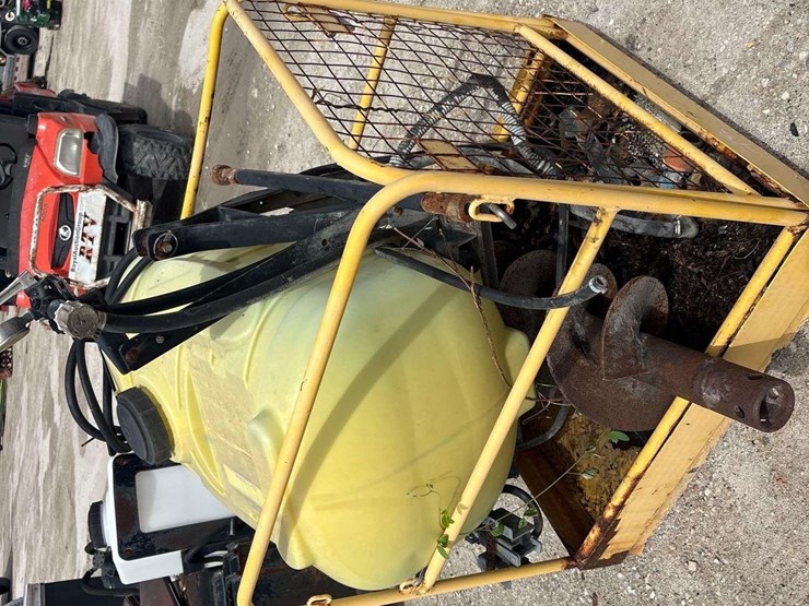 sprayer-and-safety-basket-image-3