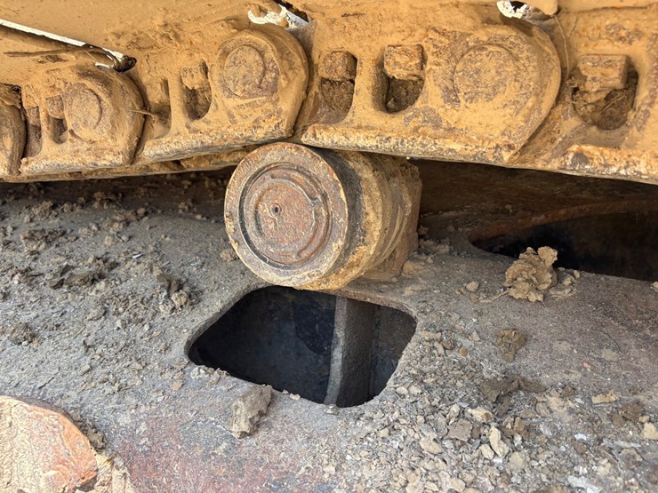 2015-deere-380g-lc-image-10