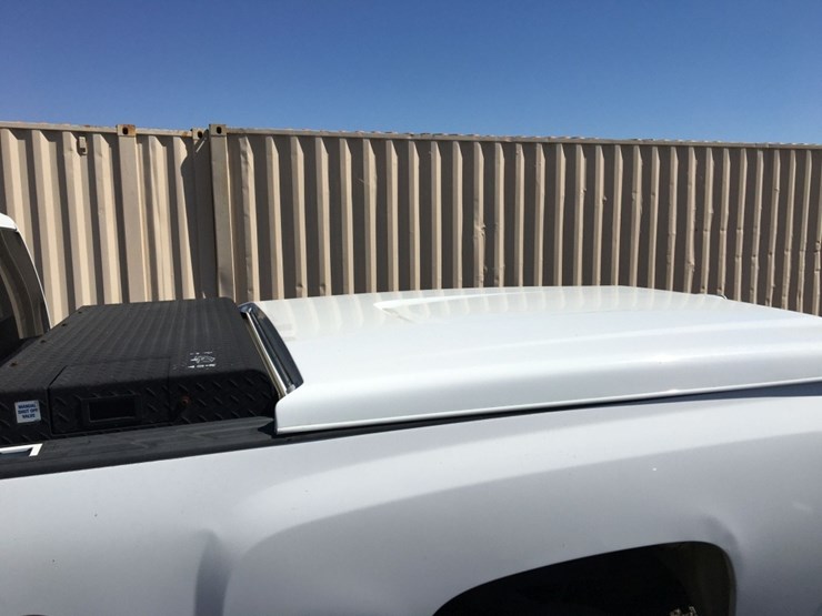 2013-chevrolet-silverado-2500-image-15
